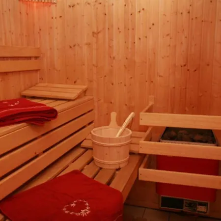 La Saboia Sleep 8 Private Sauna Lounge Dining 2 Bathrooms Kitchen 2 Balconies In Out Apartment